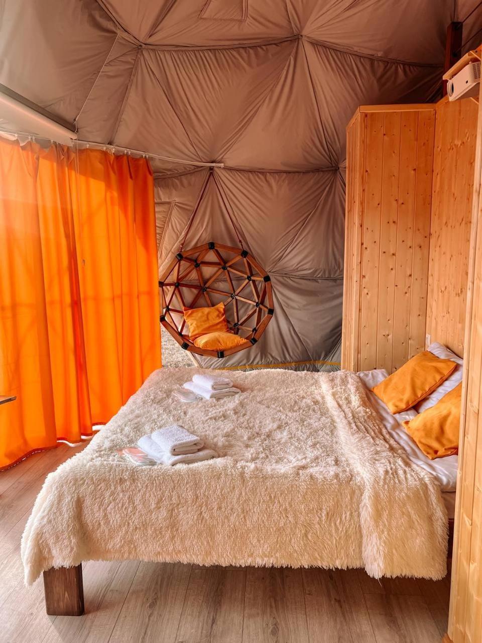 Glamping Park Hotel Shahumyan Buitenkant foto